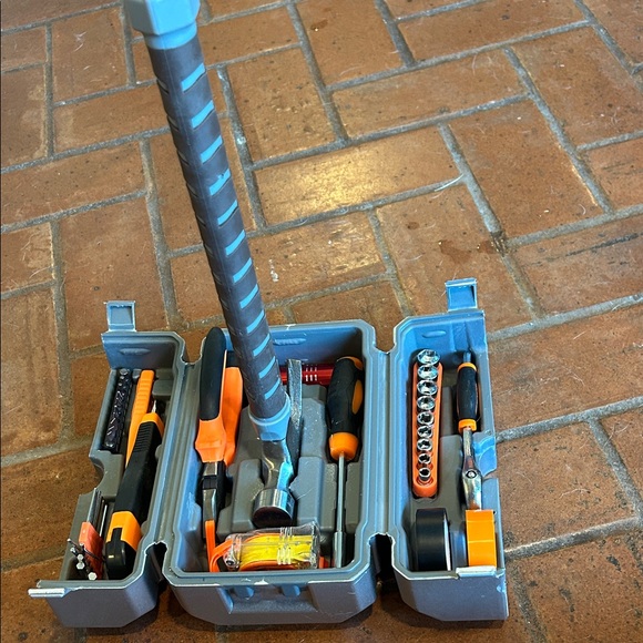 Thor Hammer tool kit - Picture 2 of 4